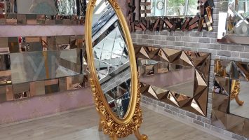 Selvi Model Altın Renk Ayaklı Boy Aynası