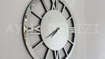 Circle Roma Silver Model Gümüş Renk Dekoratif Aynalı Duvar Saati