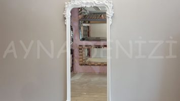 Vintage Madam Model Beyaz Renk Boy Aynası