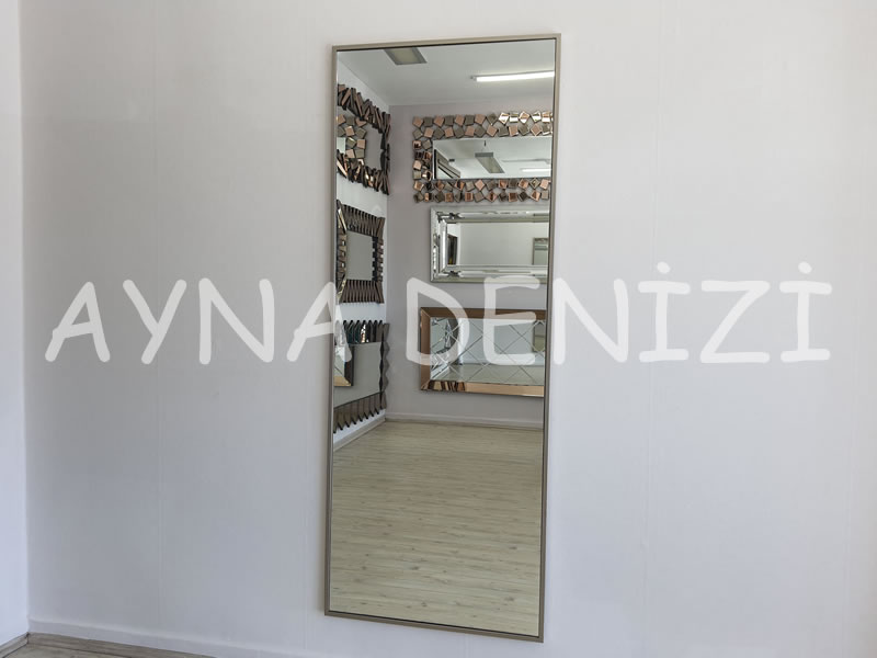 Majeste Elegant Model Silver Gümüş Renk Metal Çerçeveli Boy Aynası