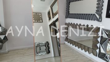 Majeste Luxury Model Rose Gold Altın Renk Metal Çerçeveli Ayaklı Boy Aynası