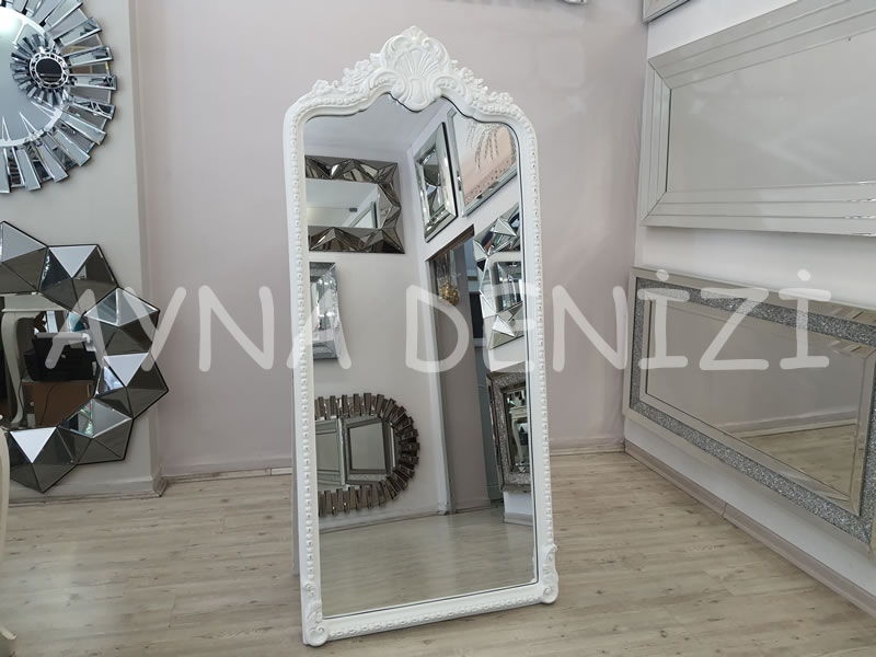 Princess White Model Beyaz Renk Ayaklı Boy Aynası